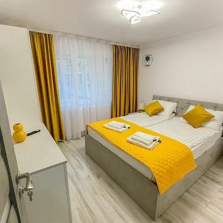 Loghin Residence Suceava Luaran gambar