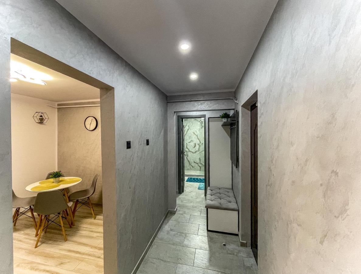 Loghin Residence Suceava Luaran gambar