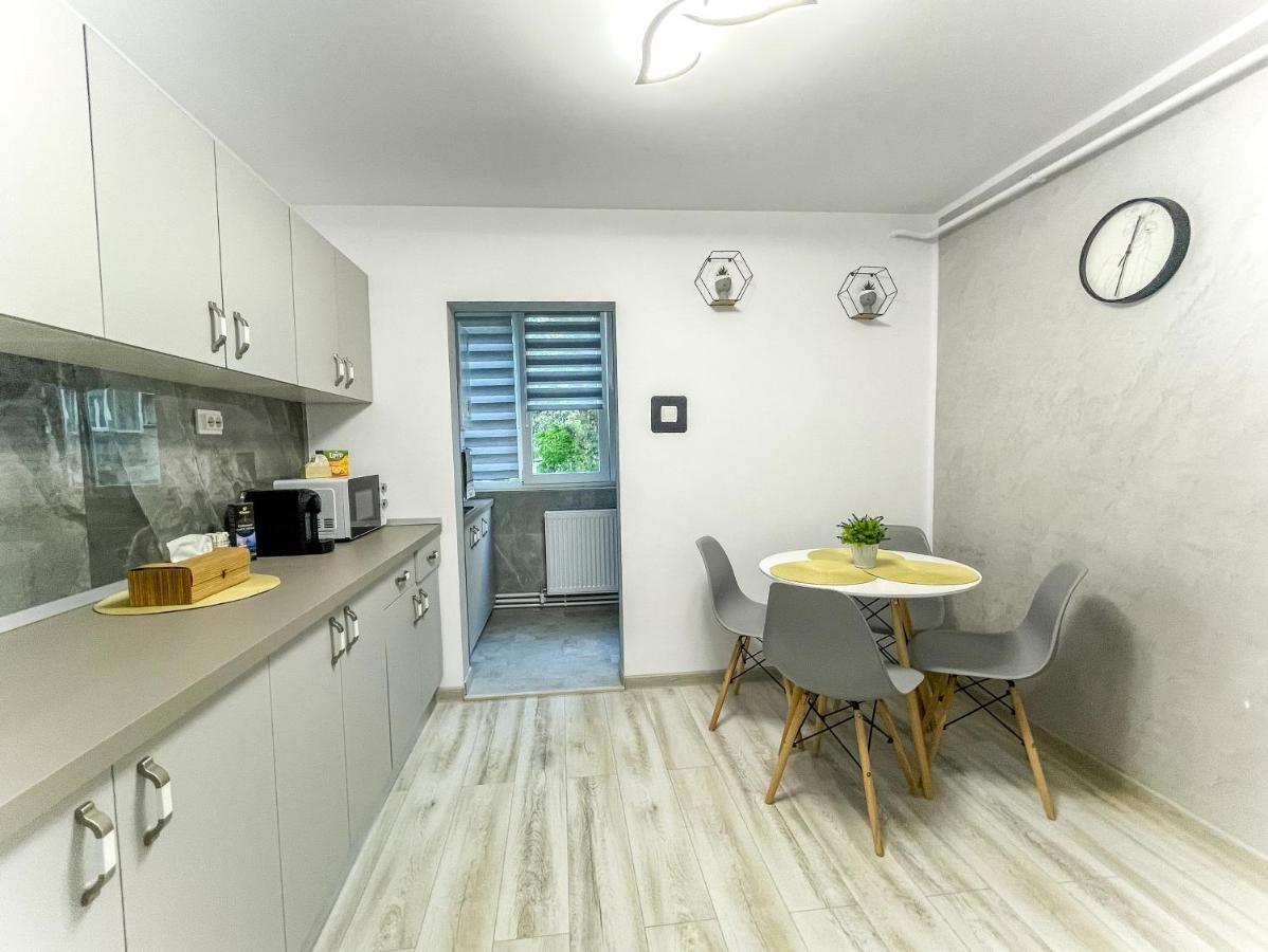 Loghin Residence Suceava Luaran gambar
